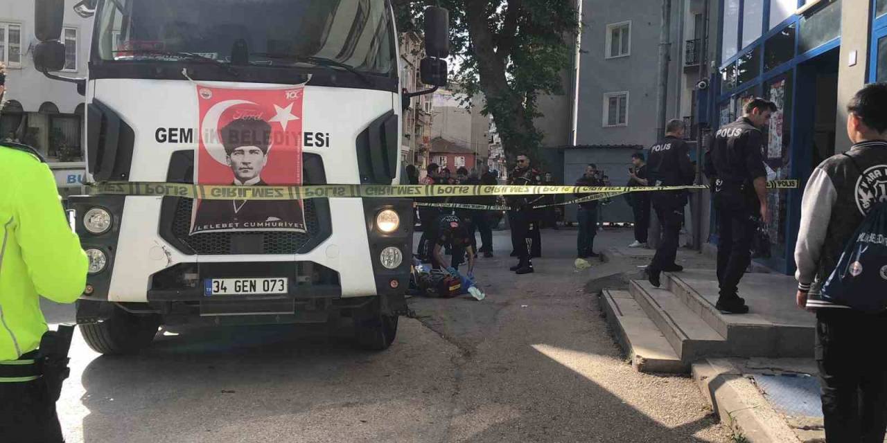 Bursa’da Yaşlı Kadın Kamyon Altında Kalarak Can Verdi