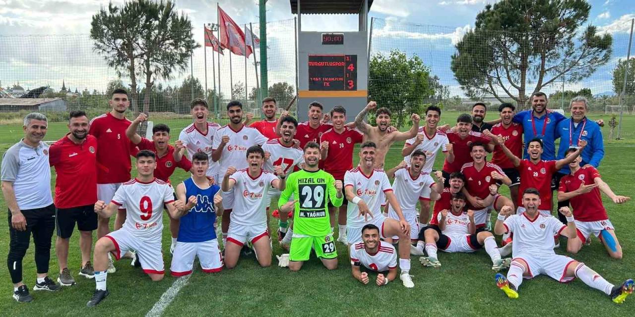 Turgutluspor U19 Takımı Finalde