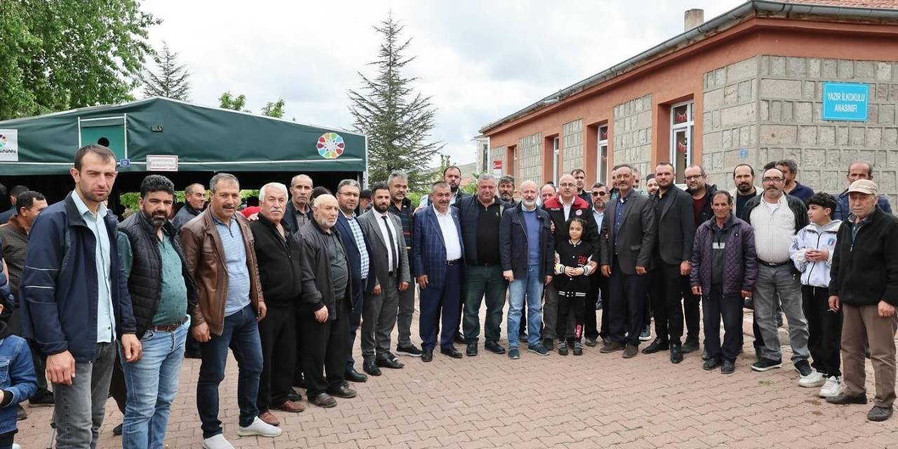 Başkan Çolakbayrakdar, Şükür Sofrasında Vatandaşlarla Buluştu