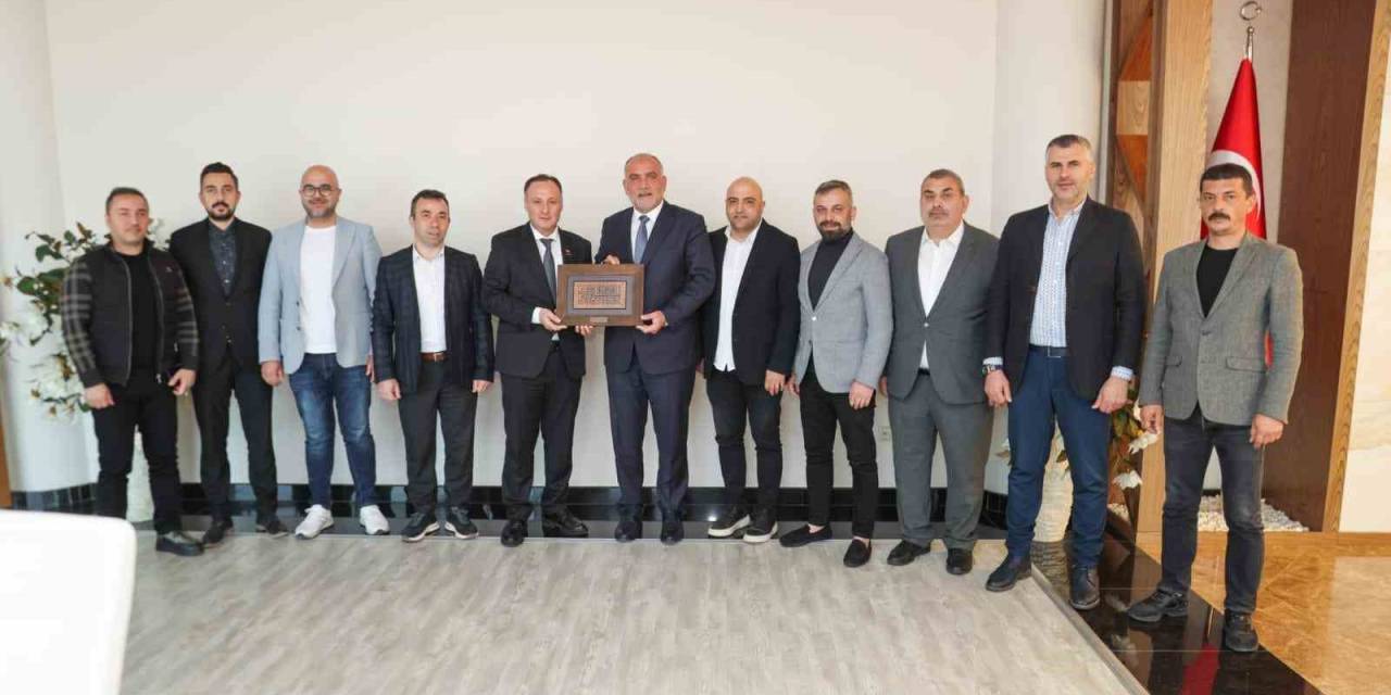 Başkan Sandıkçı: "İlçemize Yeni Yatırımlar Kazandırmak İçin Gayretle Çalışıyoruz"