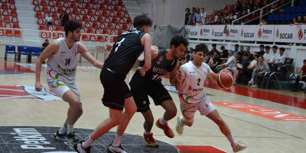 Basketbol Gençler Ligi: Aliağa Petkimspor: 63 - Beşiktaş :72