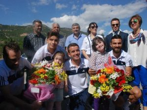 Down Sendromlu Çocuklardan Sivas Belediyespor’a Karşılama