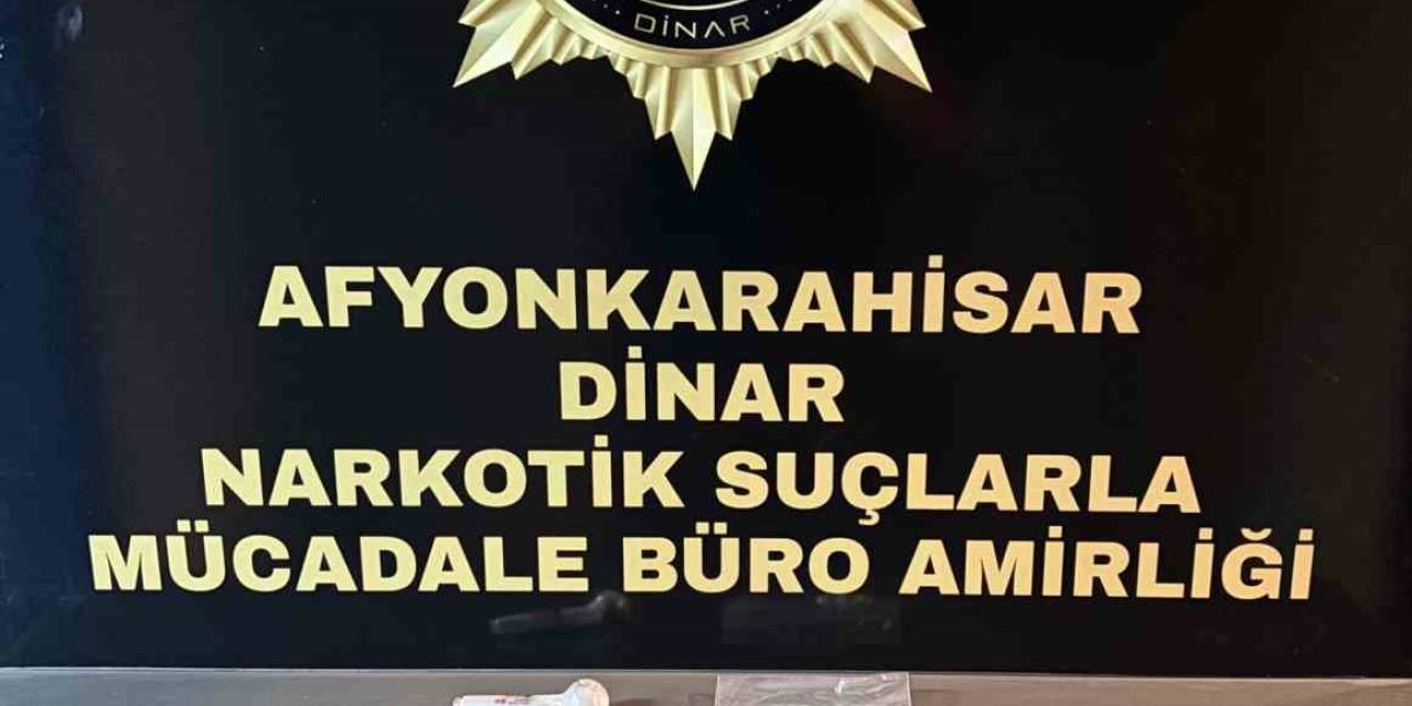 Şüphe Üzerine Durdurulan Araçta Uyuşturucu Ve Ruhsatsız Tüfek Ele Geçirildi