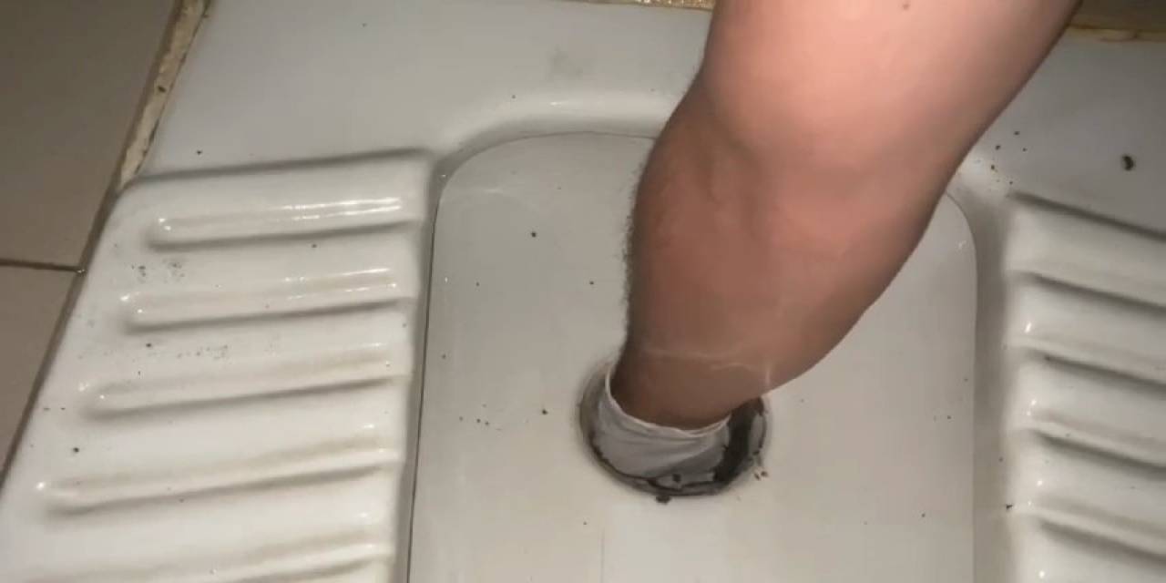 Uyuşturucuyu Tuvalet Deliğine Saklamışlar: 6 Kişi Tutuklandı