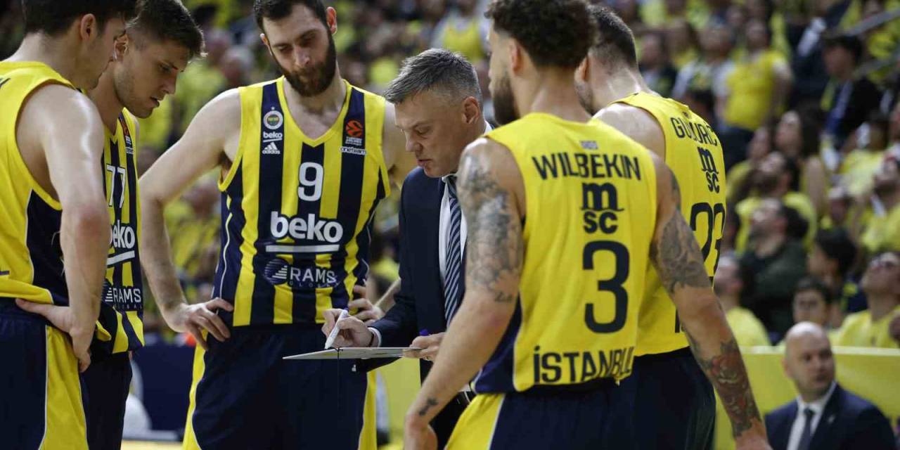 Fenerbahçe Erkek Basketbol Takımı, 5 Yıllık Hasreti Sonlandırmak İçin Parkede