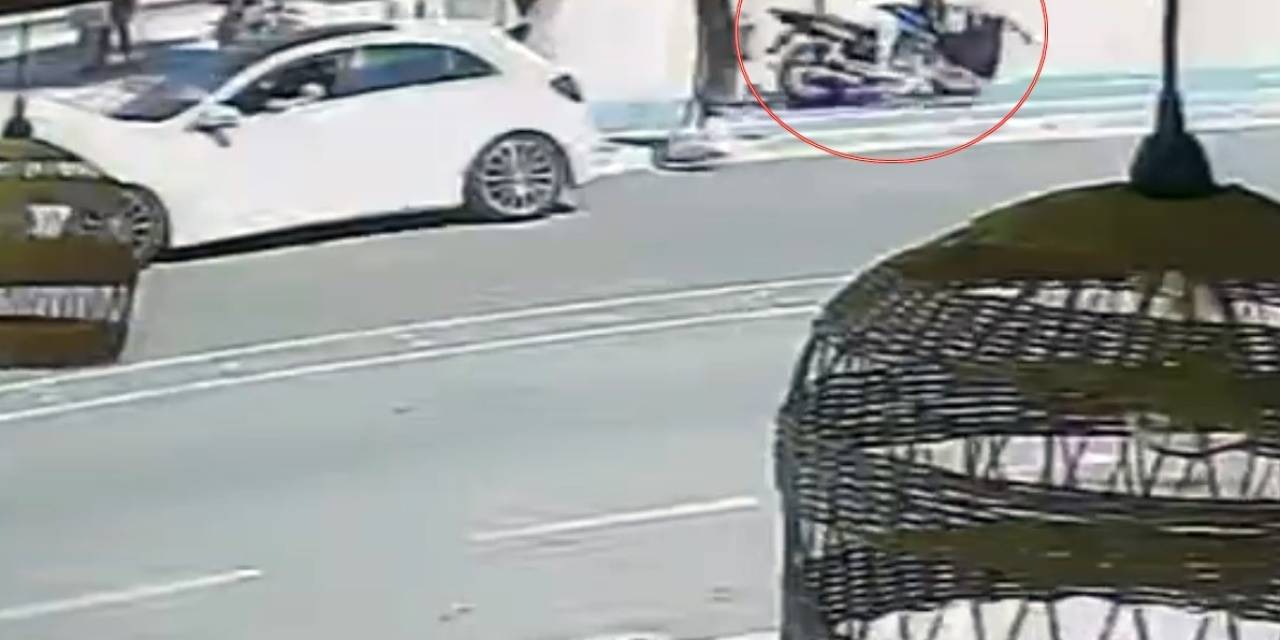 Kaldırımda Yürüyen Kadını Hayattan Koparmıştı: O Sürücü Daha Öncesinde De Kaldırımda Farklı Bir Kadına Çarpmış