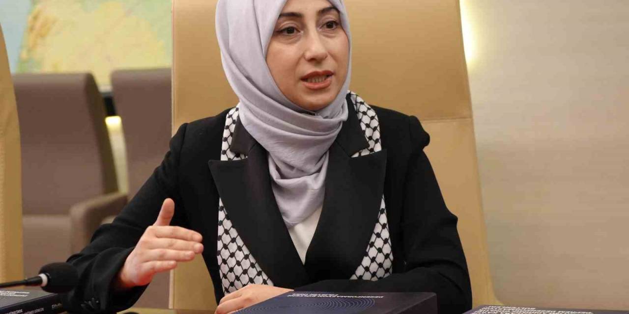 Yücel: “Dünya Devletlerini Tehdit Eden Riskler Arasında Dezenformasyon İlk Sıralarda Geliyor”