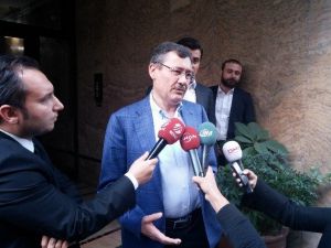 Melih Gökçek, Ahmet Hakan Coşkun’u Evinde Ziyaret Etti