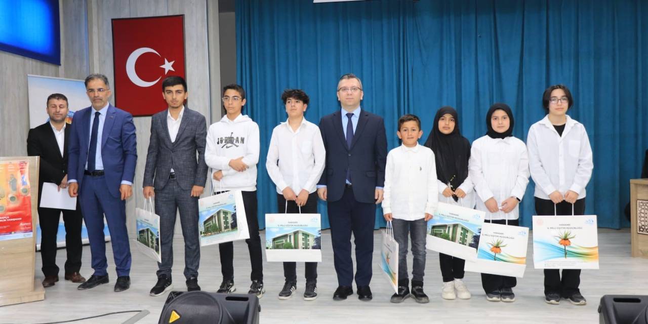 Hakkari’de ‘Arapça Bilgi Ve Etkinlik Yarışması’ Düzenlendi