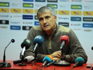 Şenol Güneş: "Hak Ettiğimiz Bir 3 Puanı Aldık"