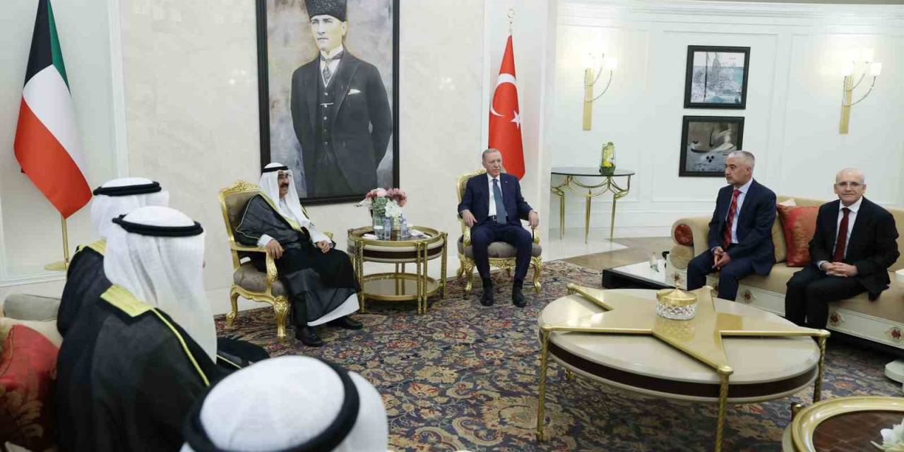 Cumhurbaşkanı Erdoğan, Kuveyt Emiri  Es-sabah’ı  Resmi Törenle Karşıladı