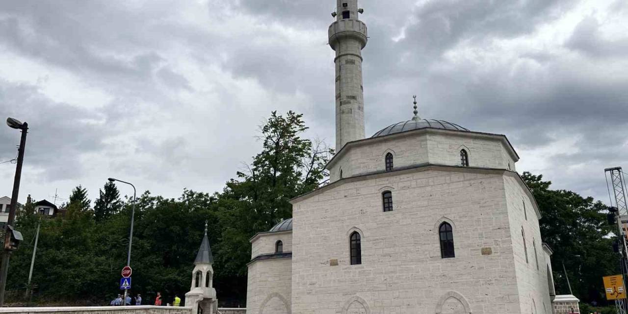 Bosna Hersek’te Arnaudiye Camii Yeniden İbadete Açıldı