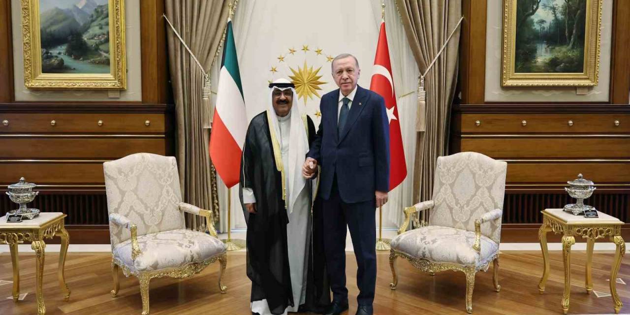 Cumhurbaşkanı Erdoğan, Kuveyt Emiri El Sabah İle Bir Araya Geldi