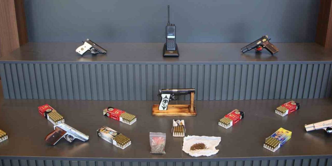 Yasa Dışı Silah Ve Mühimmat Operasyonunda 4 Kişi Yakalandı