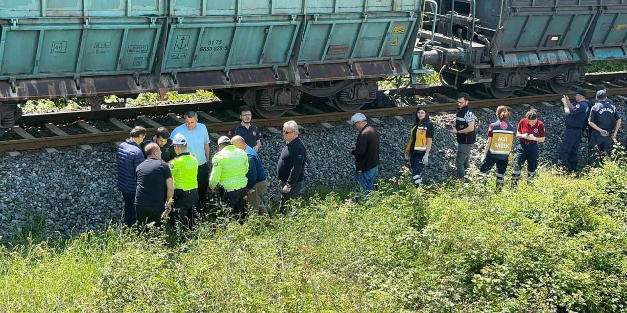 Trenin Çarptığı 89 Yaşındaki Kadın Hayatını Kaybetti