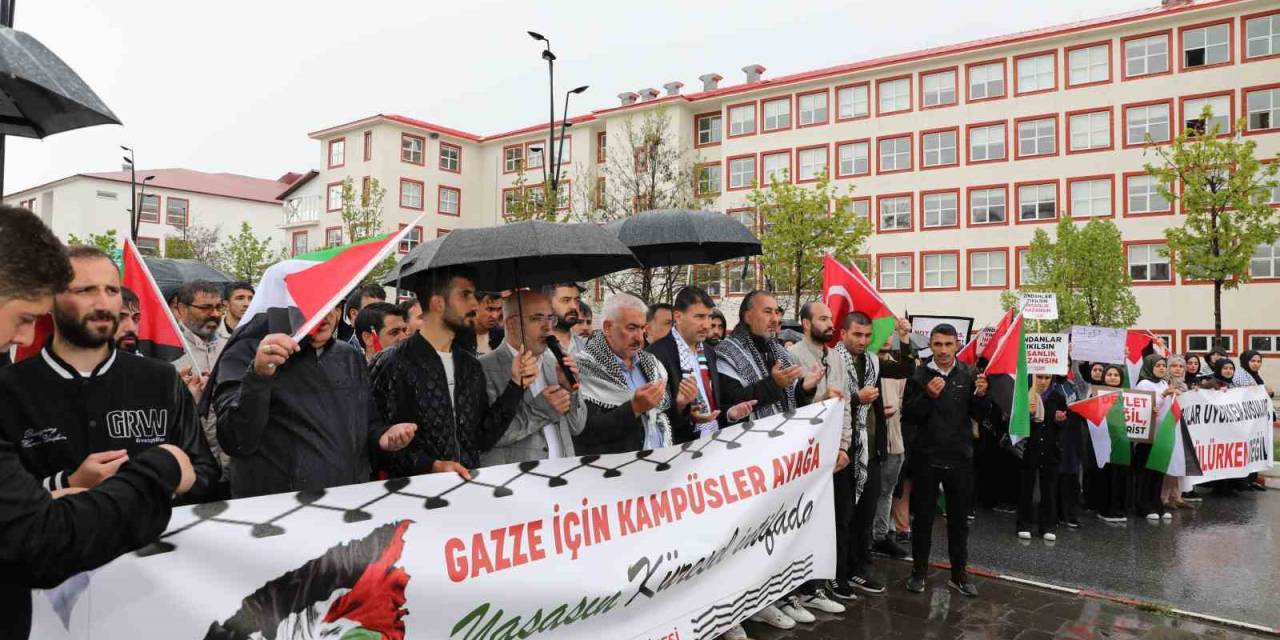 Bitlis Eren Üniversitesi Öğrencilerinden Filistin’e Destek Eylemi