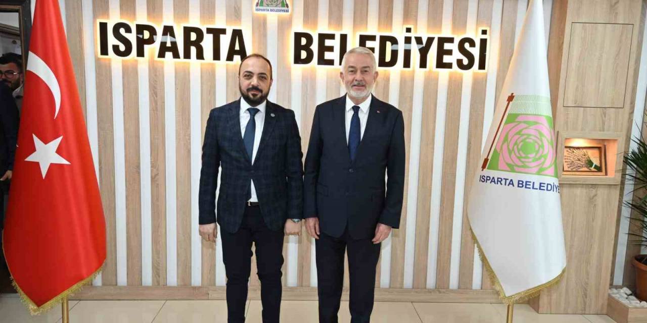 Başkan Başdeğirmen: "Fikirlere Açık Olmazsak Şehrimize Katkı Sağlayamayız"