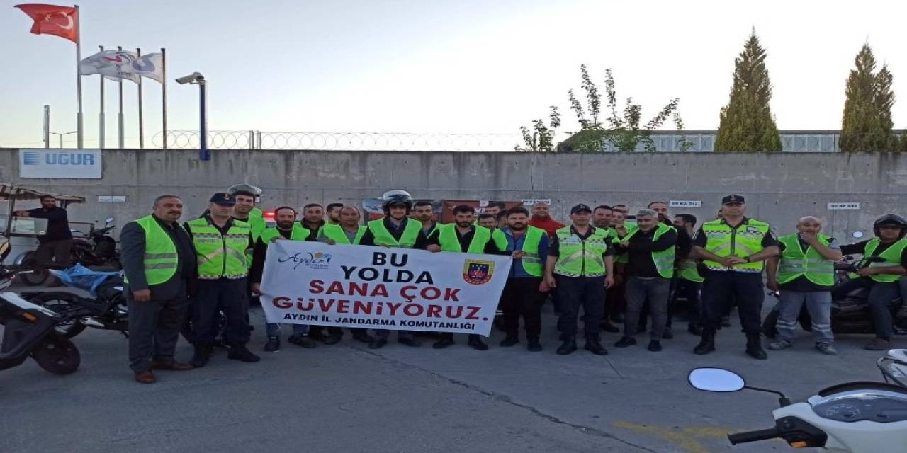 Jandarma Ekipleri Motosiklet Kullanıcılarını Bilgilendirdi