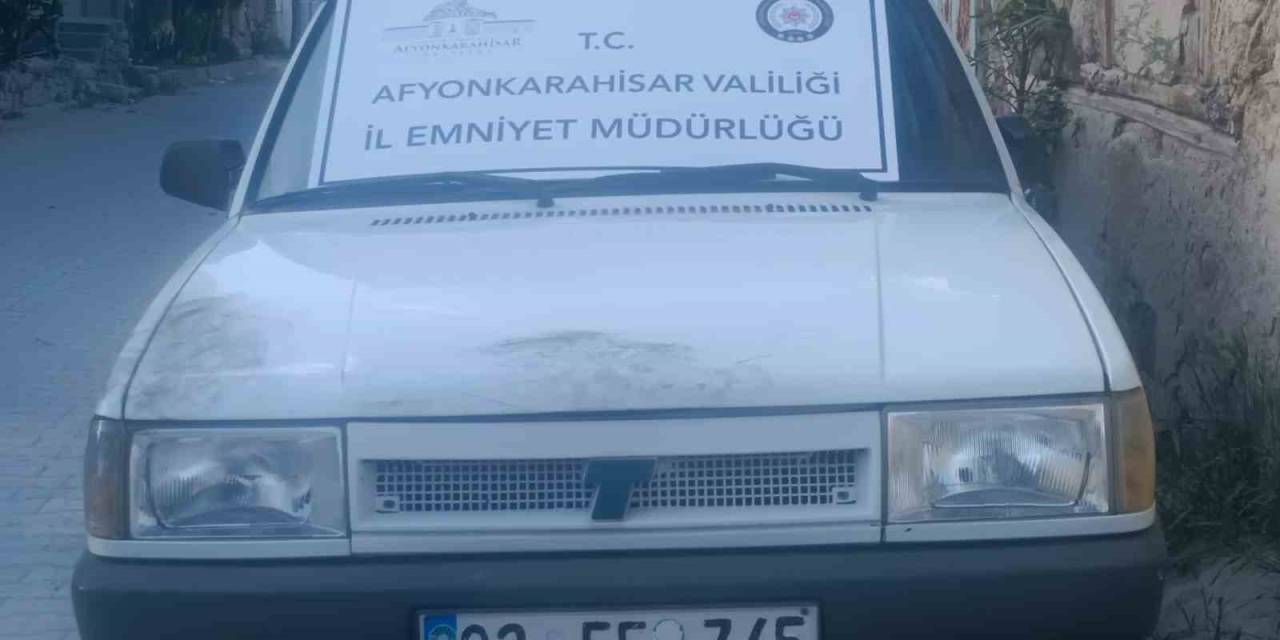 80 Ayrı Suç Kaydı Bulunan Şahıs Çaldığı Otomobille Yakalandı