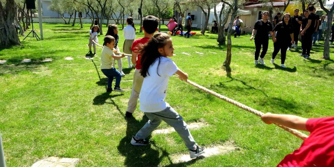 Ula’da Hıdırellez Ve 19 Mayıs Coşkusu