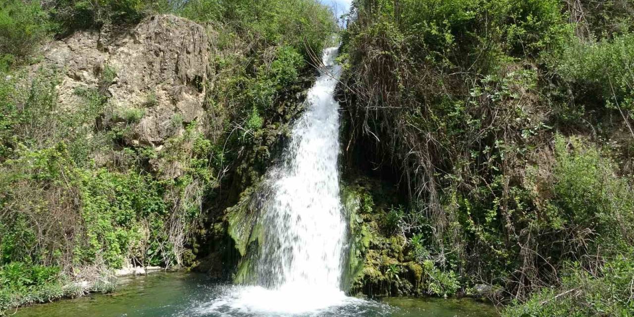 Ilıca Şelalesi Turizme Kazandırılmayı Bekliyor