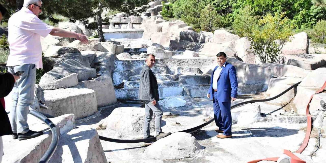 Emet Belediye Başkanı Koca: ‘Halkın Malı Sahipsiz Değildir”