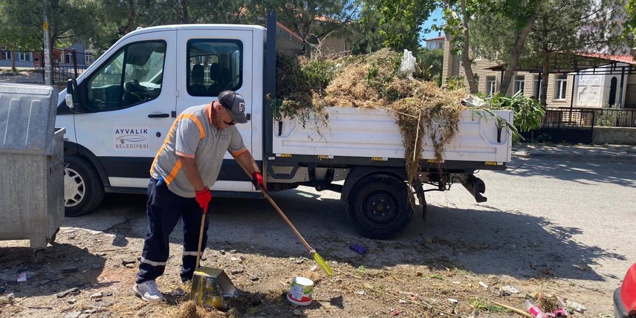 Ayvalık’ta Genel Temizlik Yoğun Tempoda Devam Ediyor