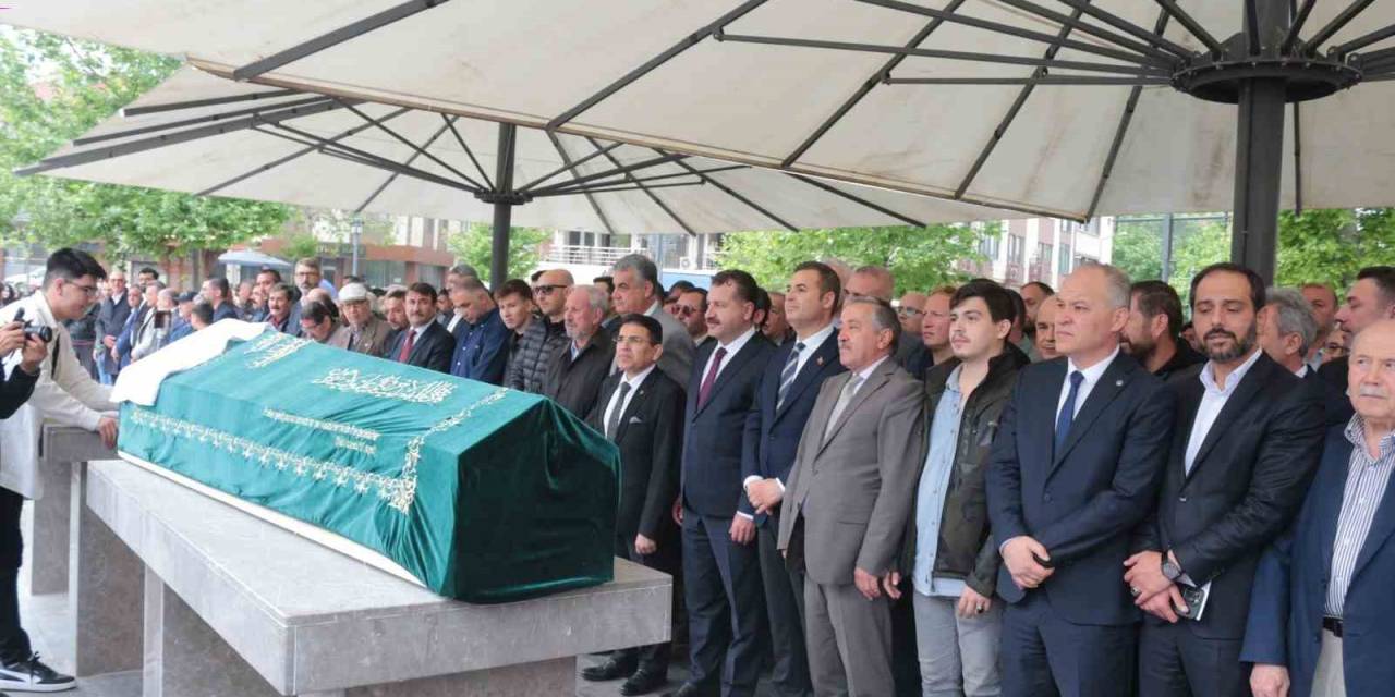 Ramazan Özcan Dualarla Uğurlandı