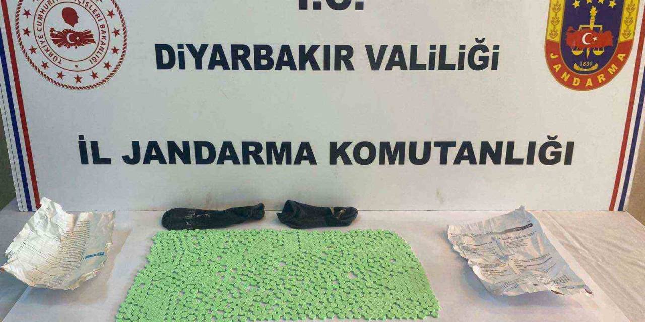 Diyarbakır’da Hastane Bahçesinde Uyuşturucu Ticareti