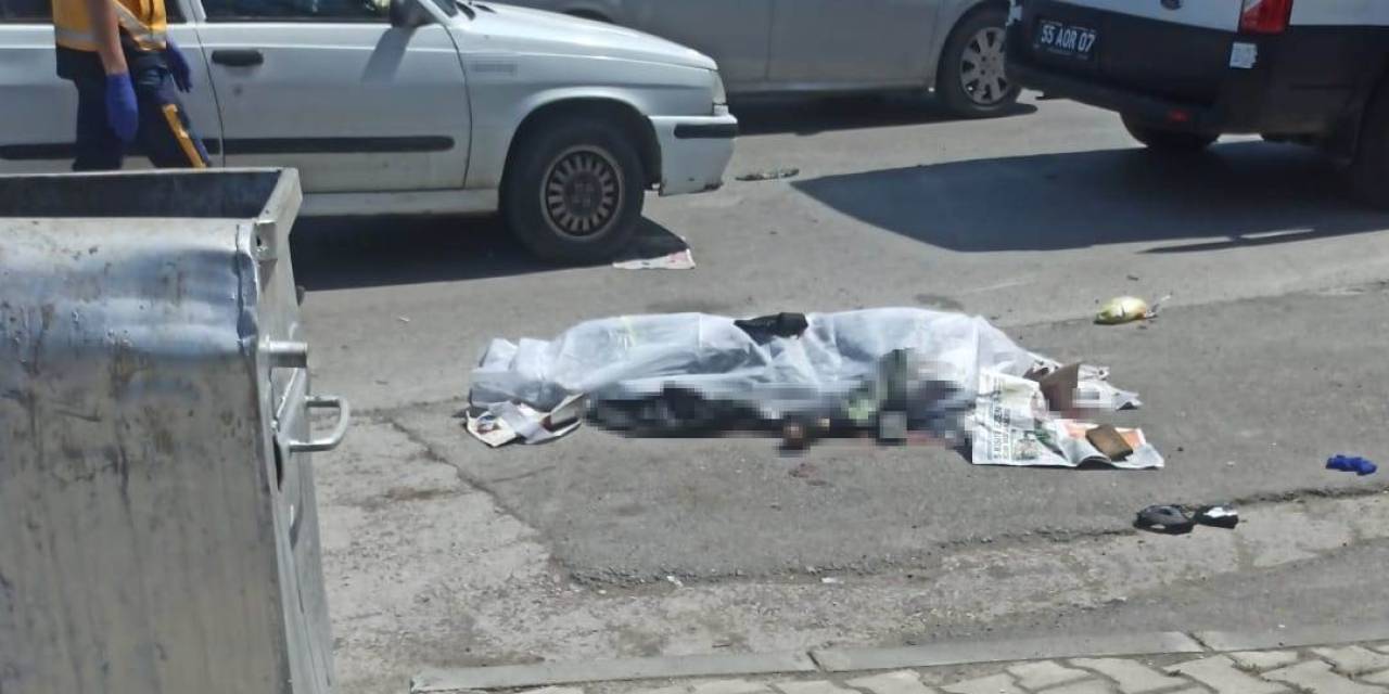 Kaza Yapan Motokurye Hayatını Kaybetti