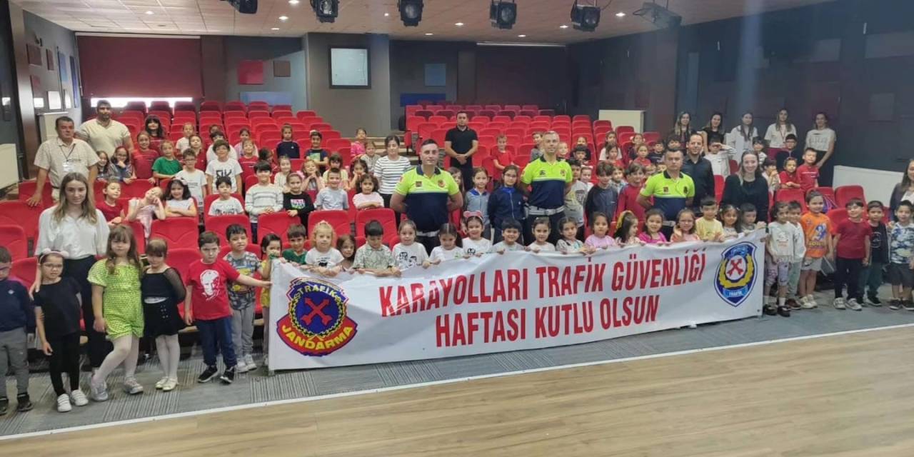 Jandarma Trafik Haftasını Dolu Dolu Kutluyor