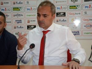Balıkesirspor Teknik Direktörü Erkan Sözeri İstifa Etti