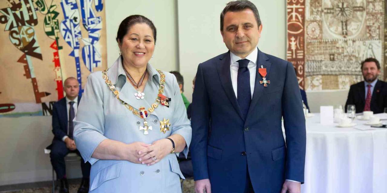 Tarihi Alan Başkanı Kaşdemir’e Yeni Zelanda Liyakat Nişanı Verildi
