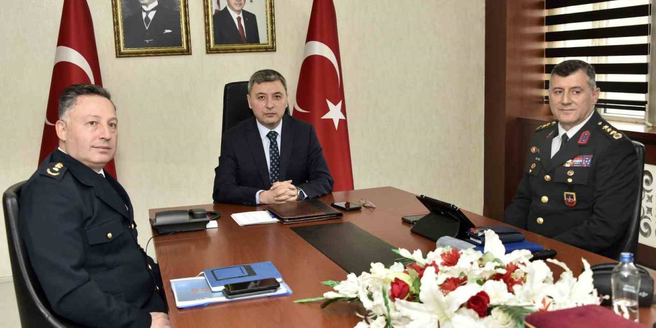 Gümüşhane Valisi Tanrısever, Nisan Ayının Güvenlik İstatistiklerini Paylaştı