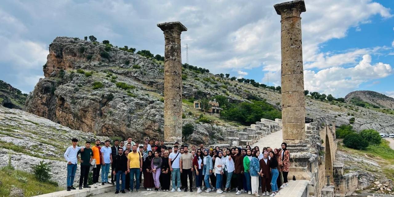 Samsatlı Gençler Tarih Ve Kültürünü Tanıyor