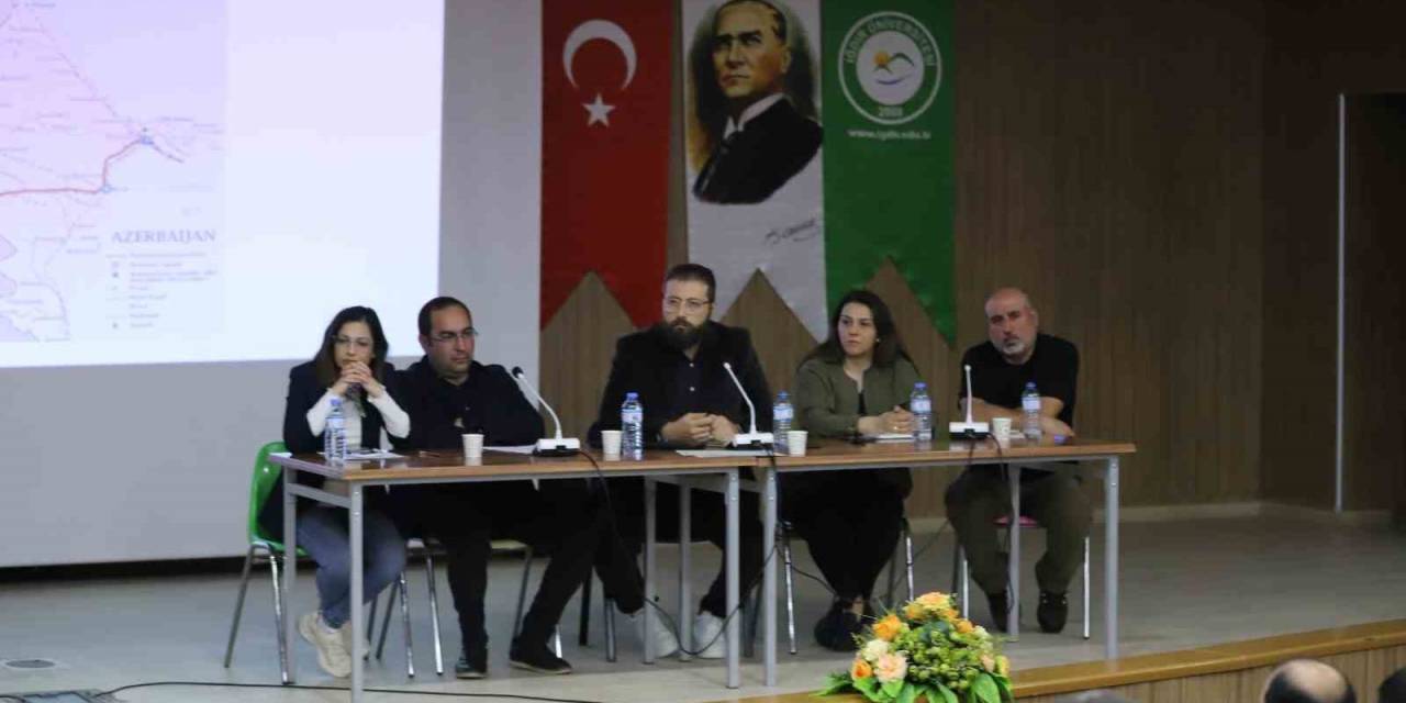 Iğdır Üniversitesi’nde "zengezur Ulaştırma Koridorunun Bölgesel Ve Küresel Etkileri” Paneli