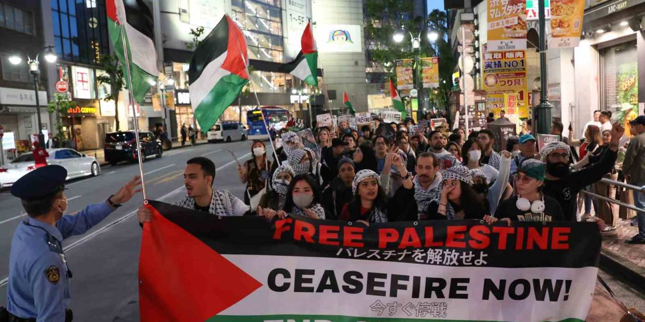 Japonya’da Filistin’e Destek İçin “İntifada Yürüyüşü”