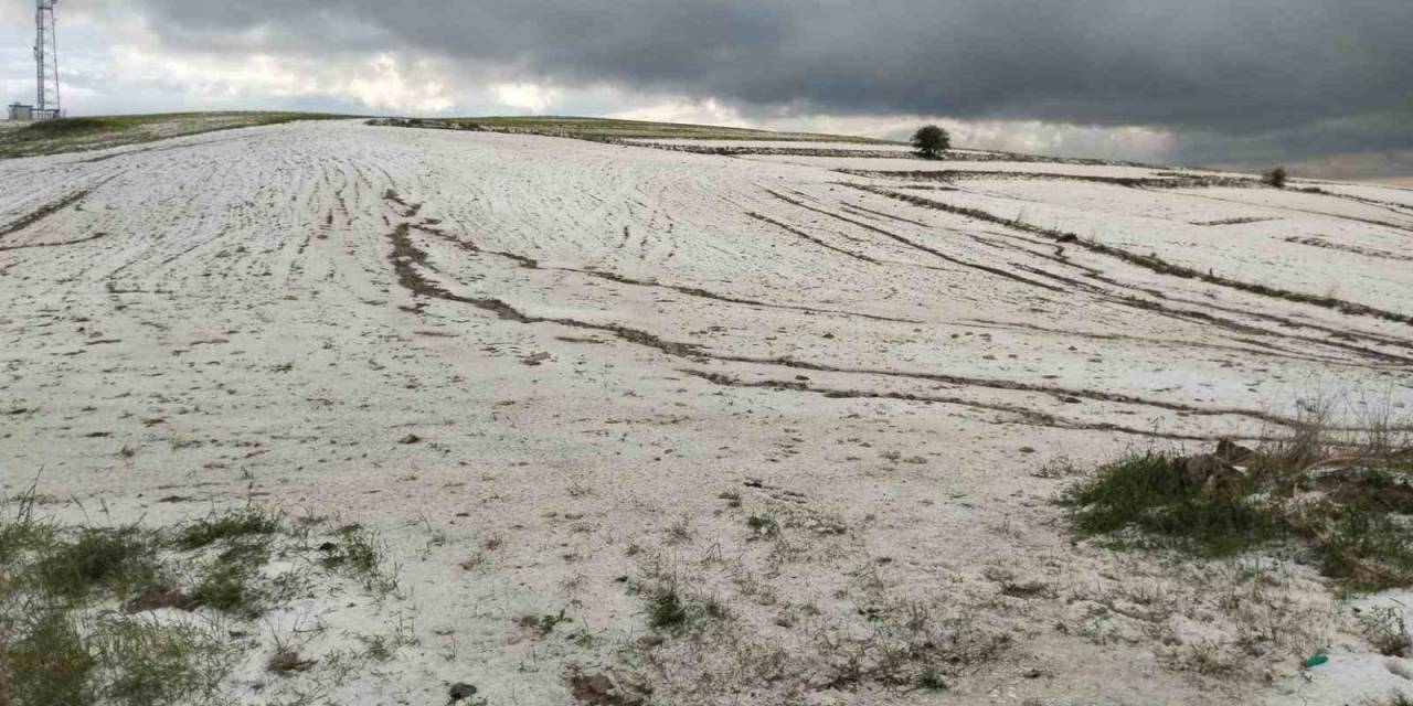 Ankara’da Kuvvetli Sağanak Ve Dolu Yolları Göle Çevirdi