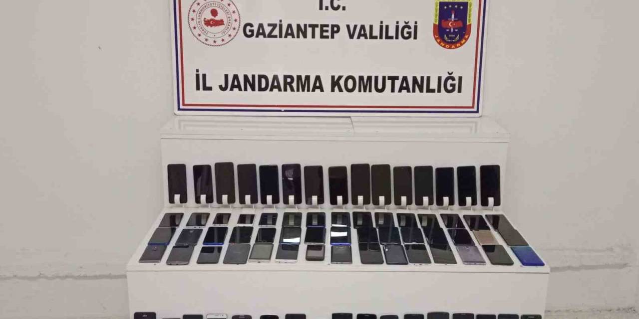 23 Milyon Liralık Kaçakçılık Vurgununa Jandarma Darbesi: 2 Gözaltı