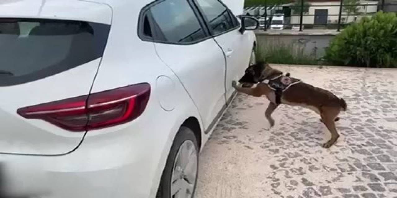 Aracın Marşpiyeline Zulalanmış Uyuşturucu Ele Geçirildi: 4 Tutuklama