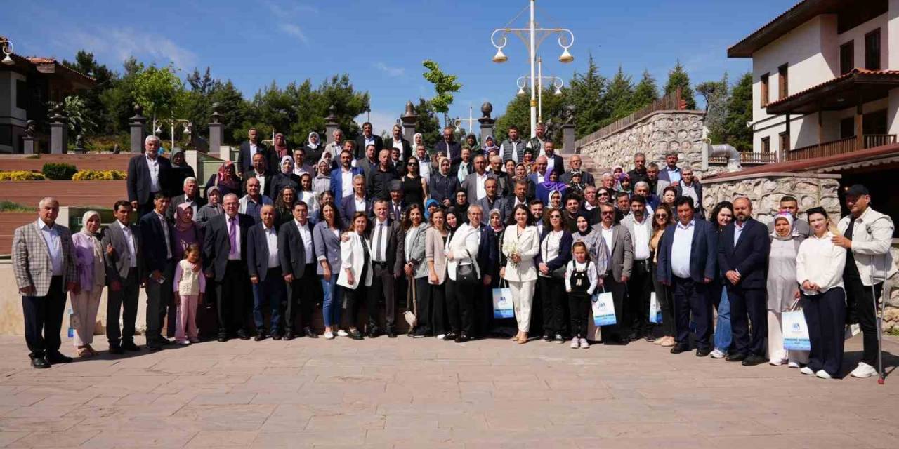 Yunusemre’den Anneler Günü Etkinliği