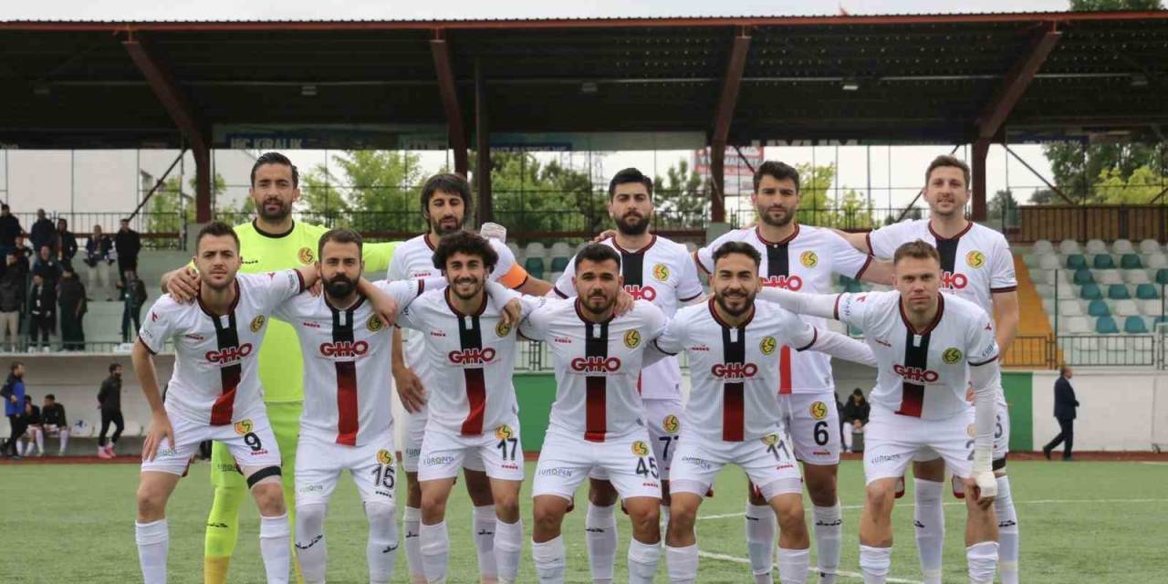 Eskişehirspor Ligi 3. Sırada Bitirdi