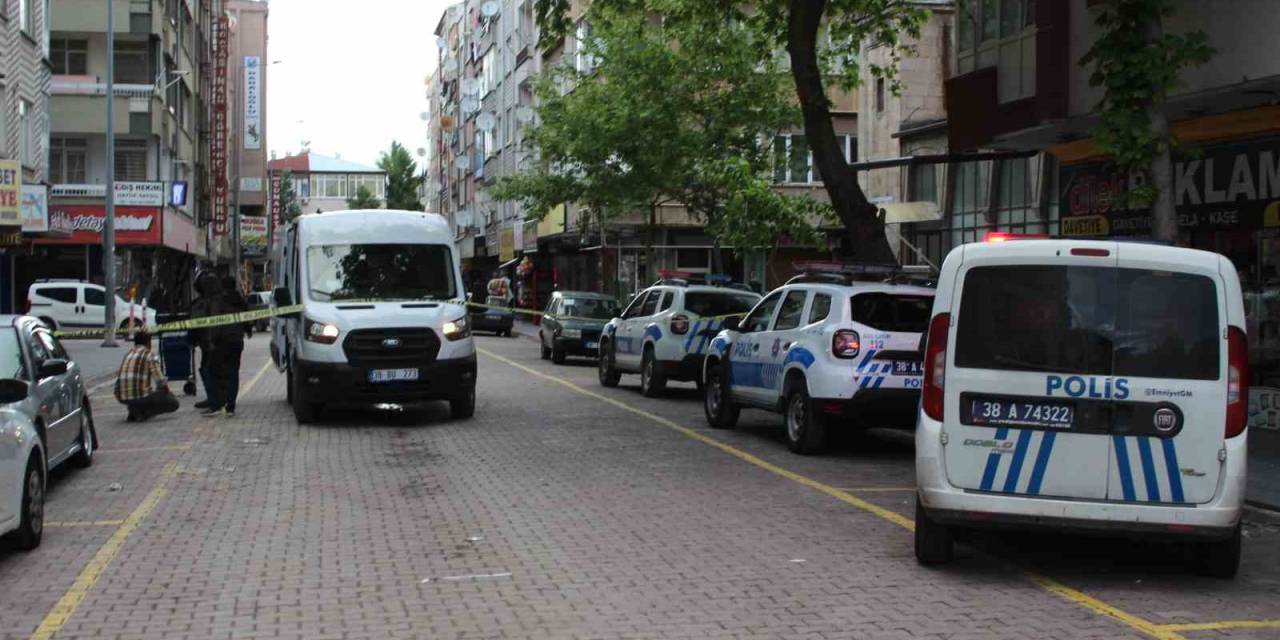 Kayseri’de Aynı Bölgede Bulunan Üç Şüpheli Çanta Fünyeyle Patlatıldı