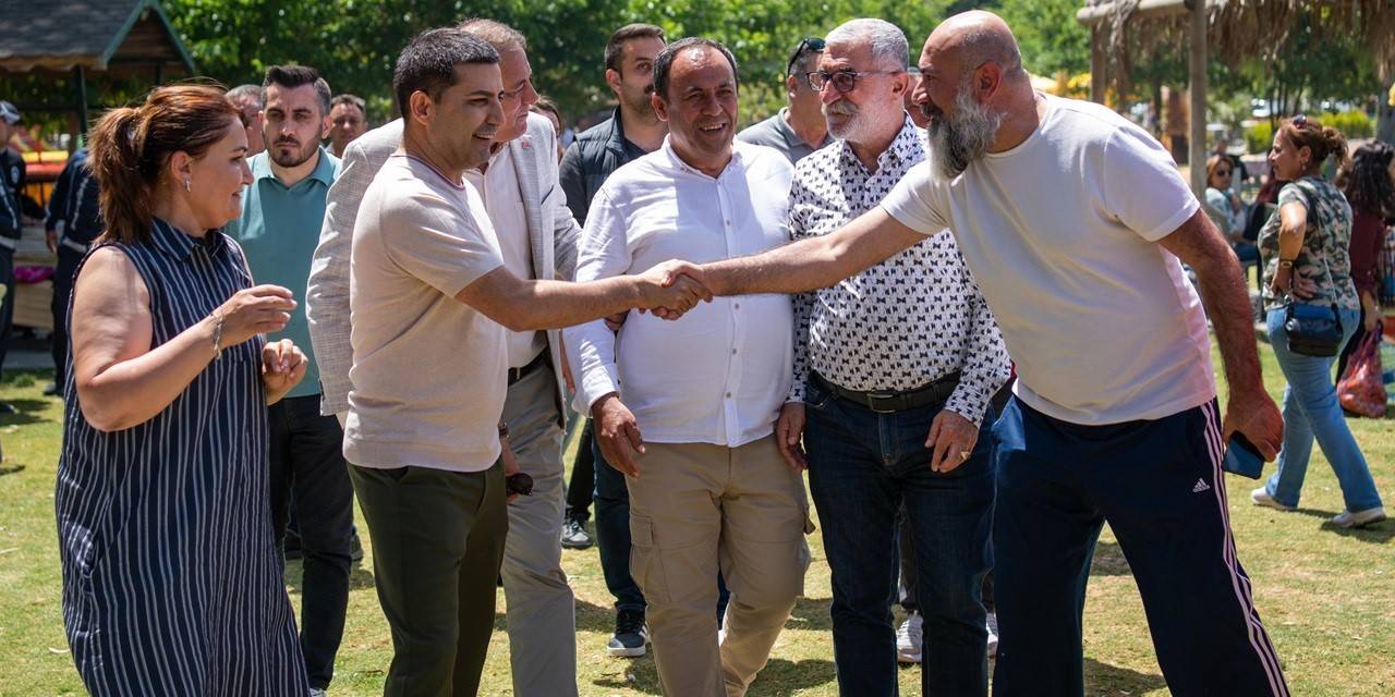 Kuşadası’nda Birlik Ve Dayanışma Pikniği Düzenlendi