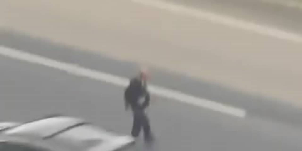 Facia Teğet Geçti...mudanya Yolunda Alkollü Yaya Paniği