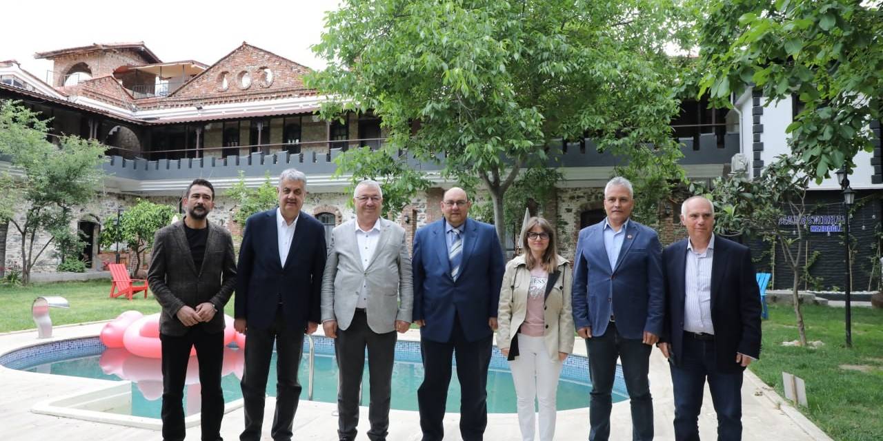 Edremit Ve Batı Lesvos Belediyeleri Kardeş Şehir Olma Yolunda