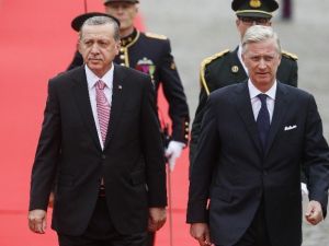Erdoğan, Belçika Kralı Tarafından Resmi Törenle Karşılandı