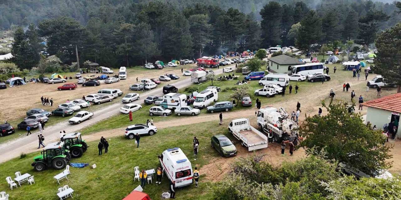 Emet Tahtalı’daki Hıdrellez Şenliğine Yoğun Katılım