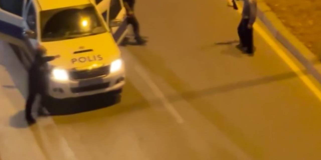 Eşini Öldürüp Oğlunu Yaraladıktan Sonra Elinde Tüfekle Sokak Boyunca Damadını Aradı