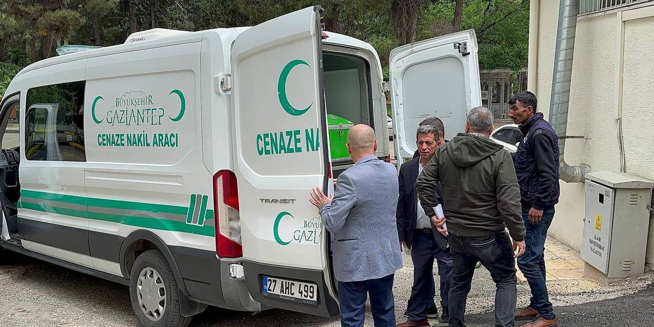 Anne-oğuldan Geriye Birlikte Çektirdikleri Fotoğraf Kaldı